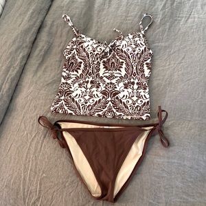 Victoria’s Secret swim